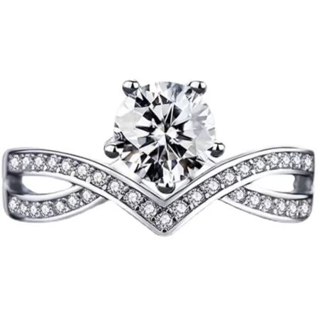 Elegant Luxury Artificial Diamond Ring